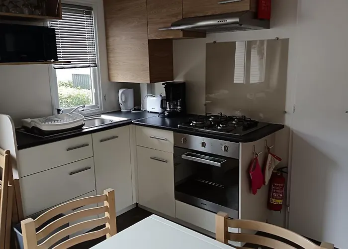 Mh F52 Bois Masson Camping *